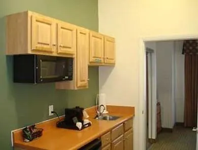 Hyatt Place Airport Hotell 4*