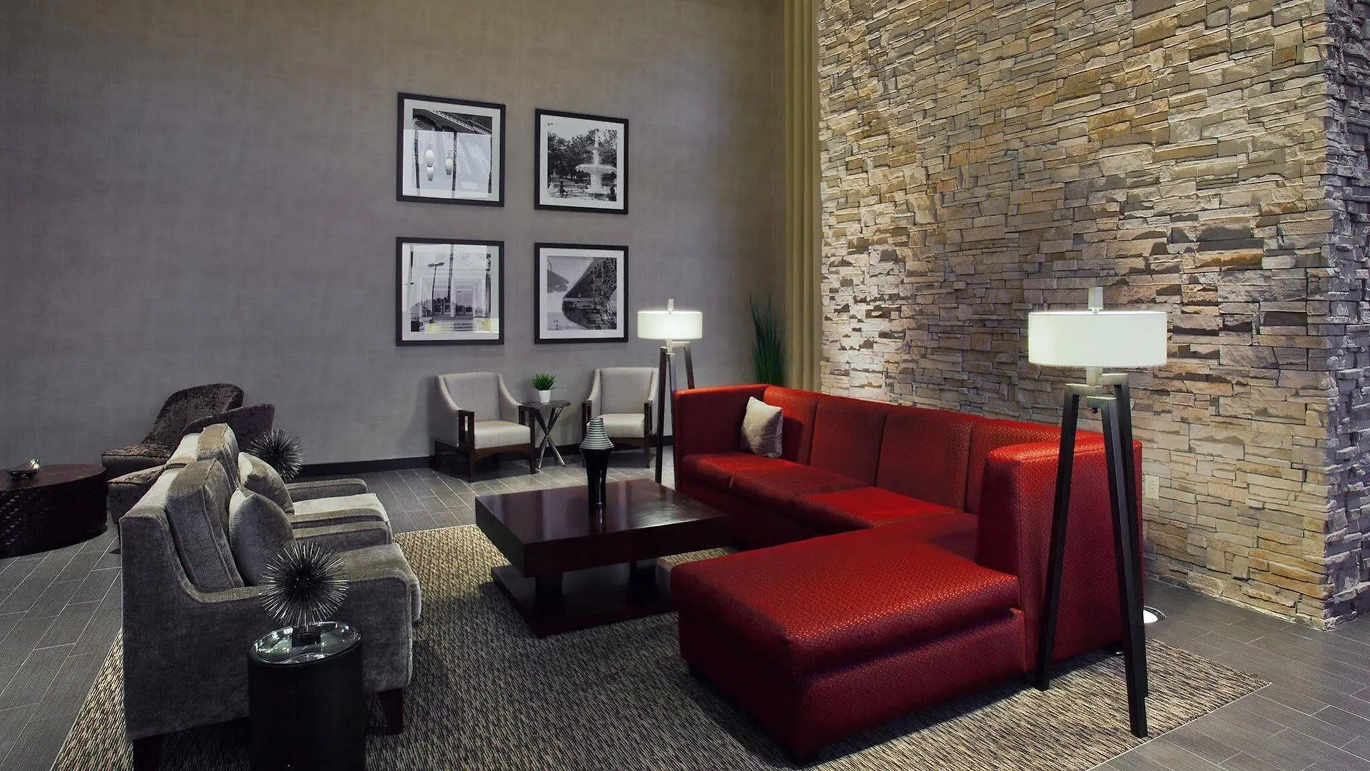 Hotel Doubletree By Hilton Airport Savannah