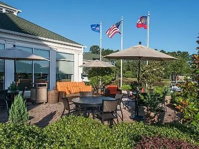 Hilton Garden Airport