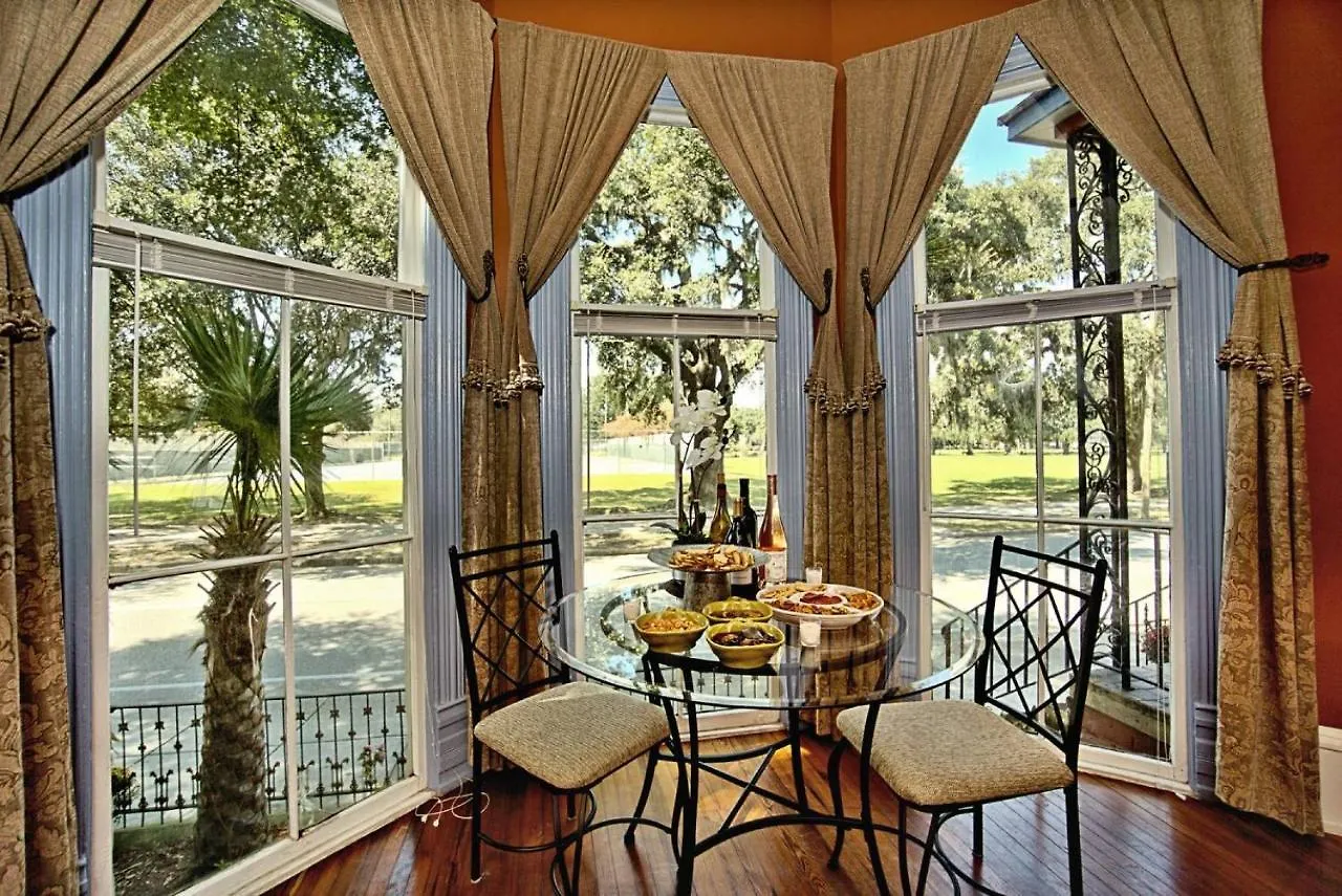 Huge Victorian Beauty Overlooking Forsyth Park