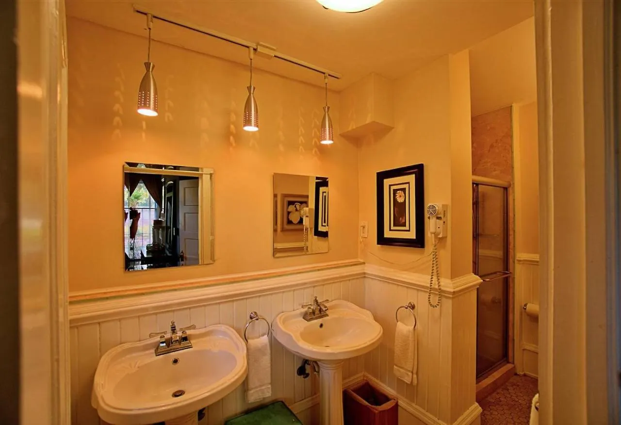 Bed & Breakfast Huge Victorian Beauty Overlooking Forsyth Park Savannah