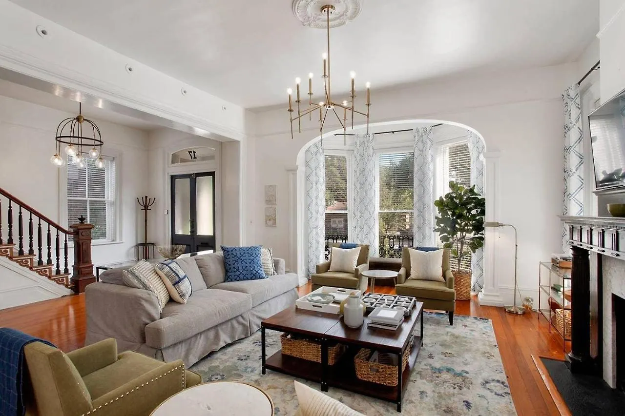 At Historic Award Winning Mansion Apartment Savannah