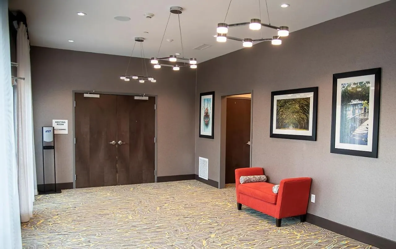 Hotel & - Airport - Pooler By Ihg 3*