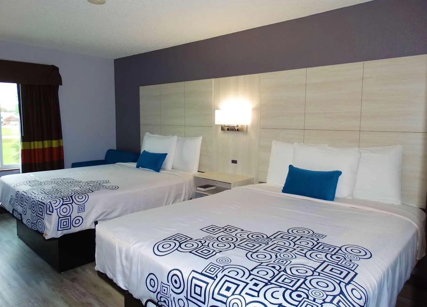 Hotel Days By Wyndham Gateway I-95 Savannah