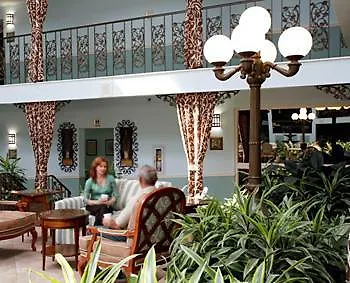 Comfort Inn 3*
