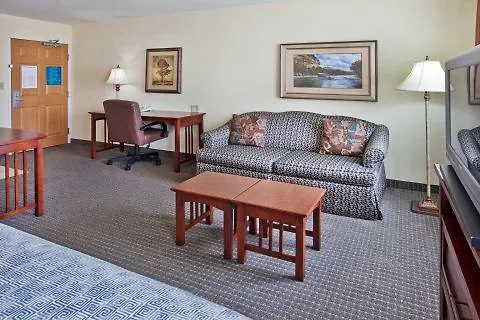 Hotel Comfort & Savannah