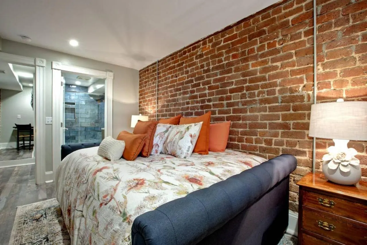 Casa vacanze Restored Historic 5 Bedroom 4 And A Half Bath *