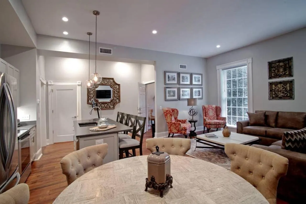 Restored Historic 5 Bedroom 4 And A Half Bath Casa vacanze *