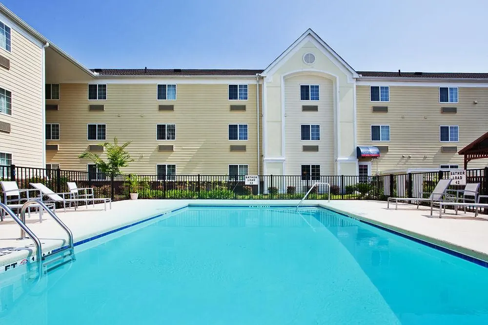 Candlewood Airport By Ihg Savannah