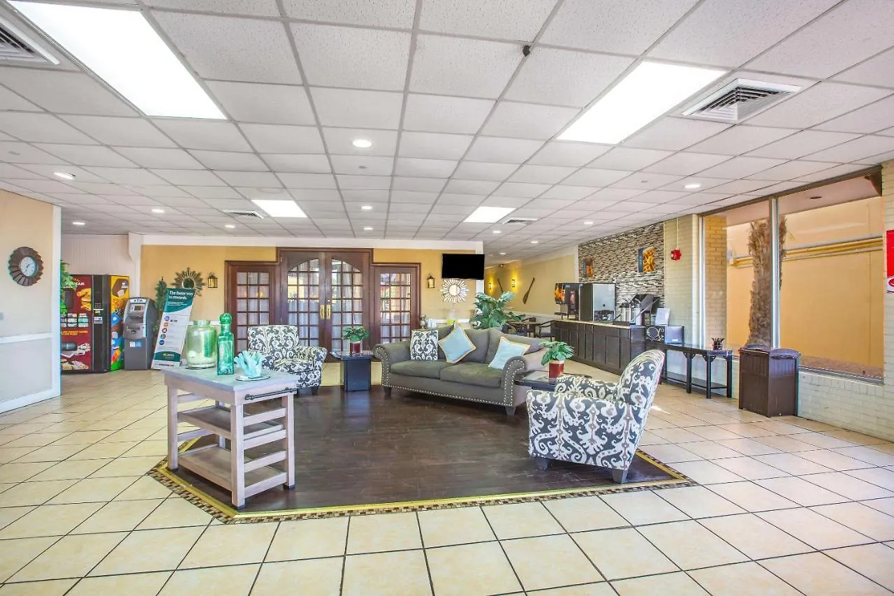 Hotel Econo Choice I 95 Gateway 24 Hour Fitness Center On Site Guest Laundry On Site Perkins Restaurant