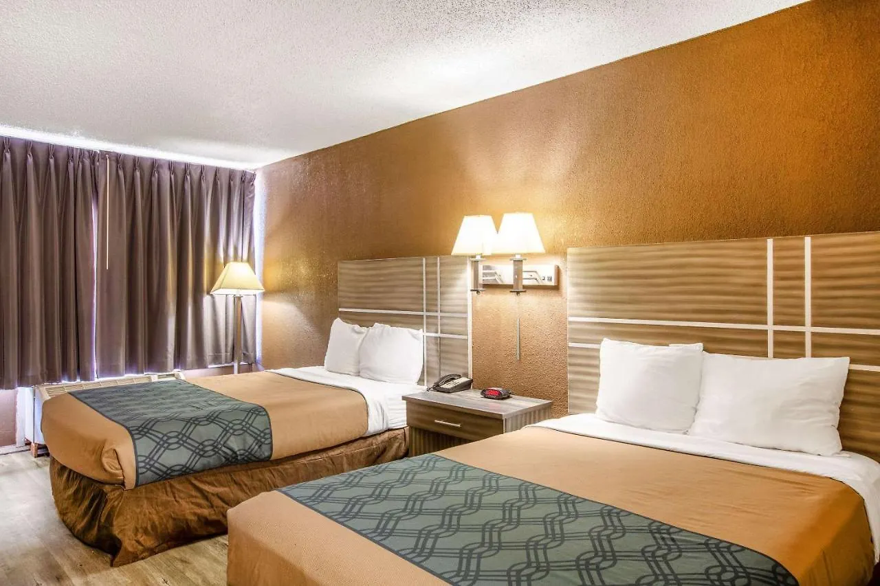 Hotel Econo Choice I 95 Gateway 24 Hour Fitness Center On Site Guest Laundry On Site Perkins Restaurant Savannah