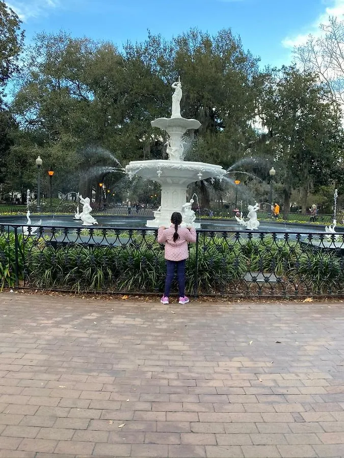 Hotel Econo Choice I 95 Gateway 24 Hour Fitness Center On Site Guest Laundry On Site Perkins Restaurant Savannah