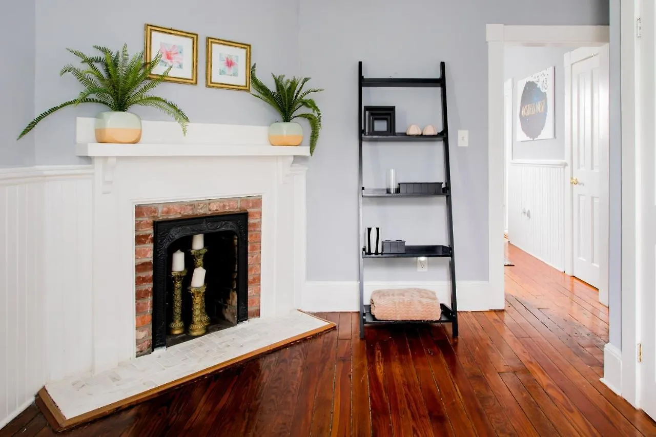 Hostess Nest - Historic * Savannah
