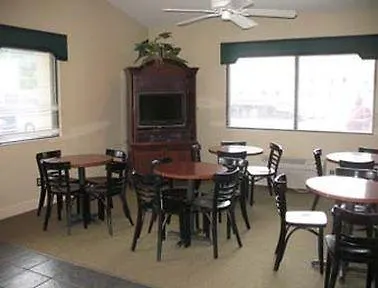 6-pooler, Ga - Savannah Airport 2*
