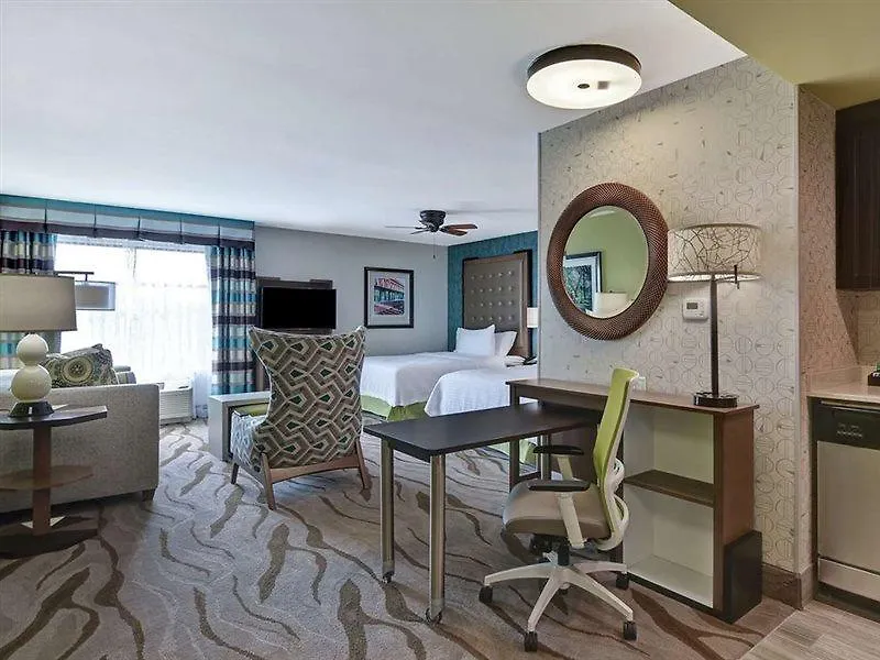 Ξενοδοχείο Homewood By Hilton Airport 3*