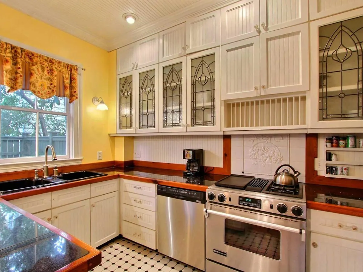 Washington Square Manor Holiday home
