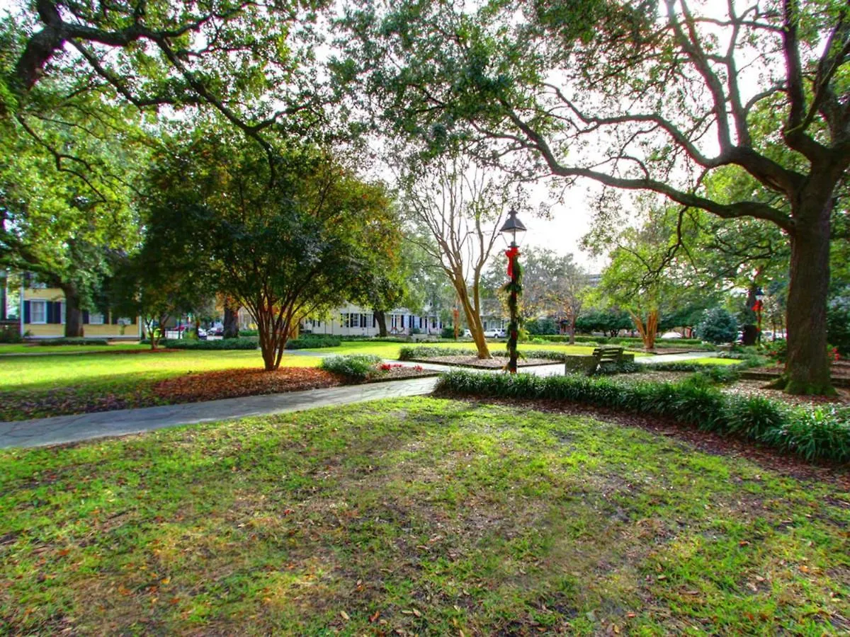 Washington Square Manor