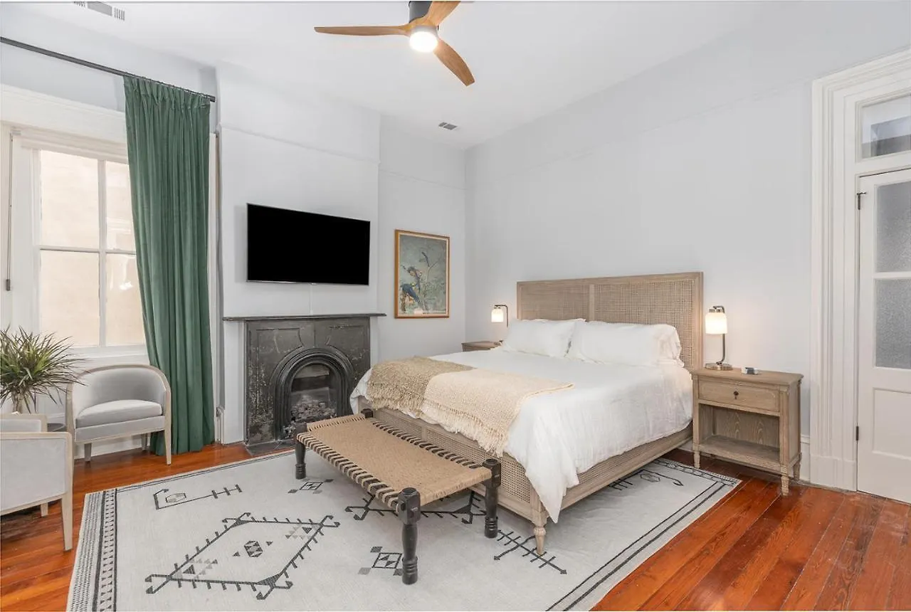 Bellwether House Bed & Breakfast
