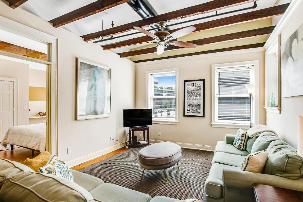 Historic Market Loft Off Broughton * Savannah