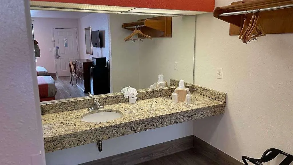 6-pooler, Ga - Savannah Airport Hotel Pooler