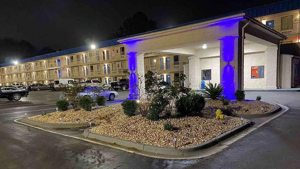 Hotel 6-pooler, Ga - Savannah Airport