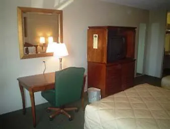 6-pooler, Ga - Savannah Airport 2*