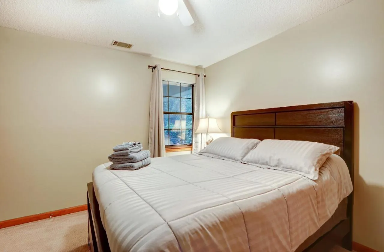Pooler Travelers Retreat Iv - Entire House -