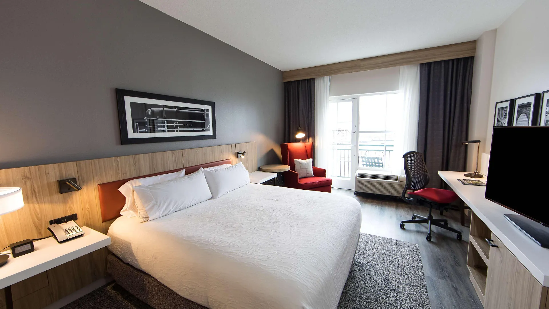 Отель Hilton Garden Historic District