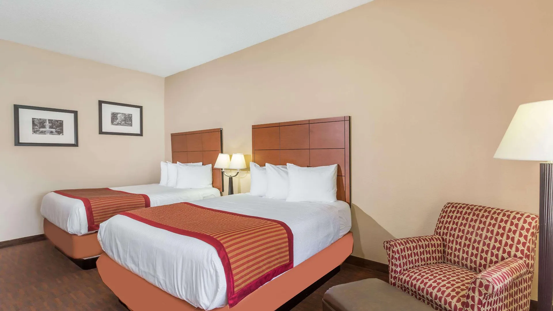 Baymont By Wyndham Savannah/garden Port Wentworth