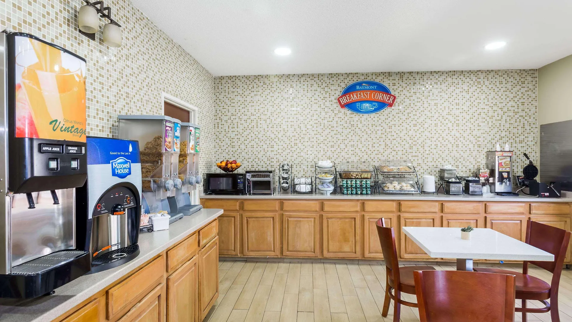 Baymont By Wyndham Savannah/garden Port Wentworth