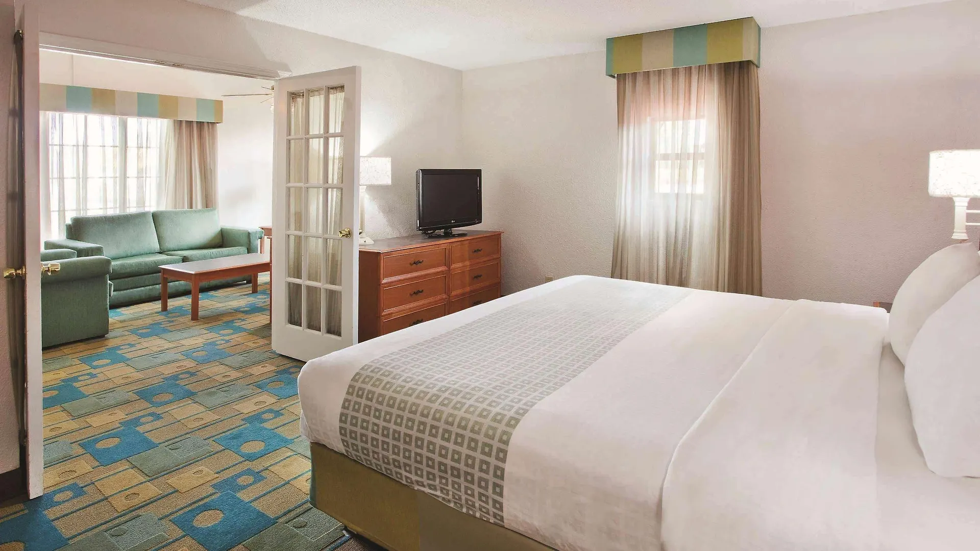 La Quinta By Wyndham Midtown Hotel Savannah