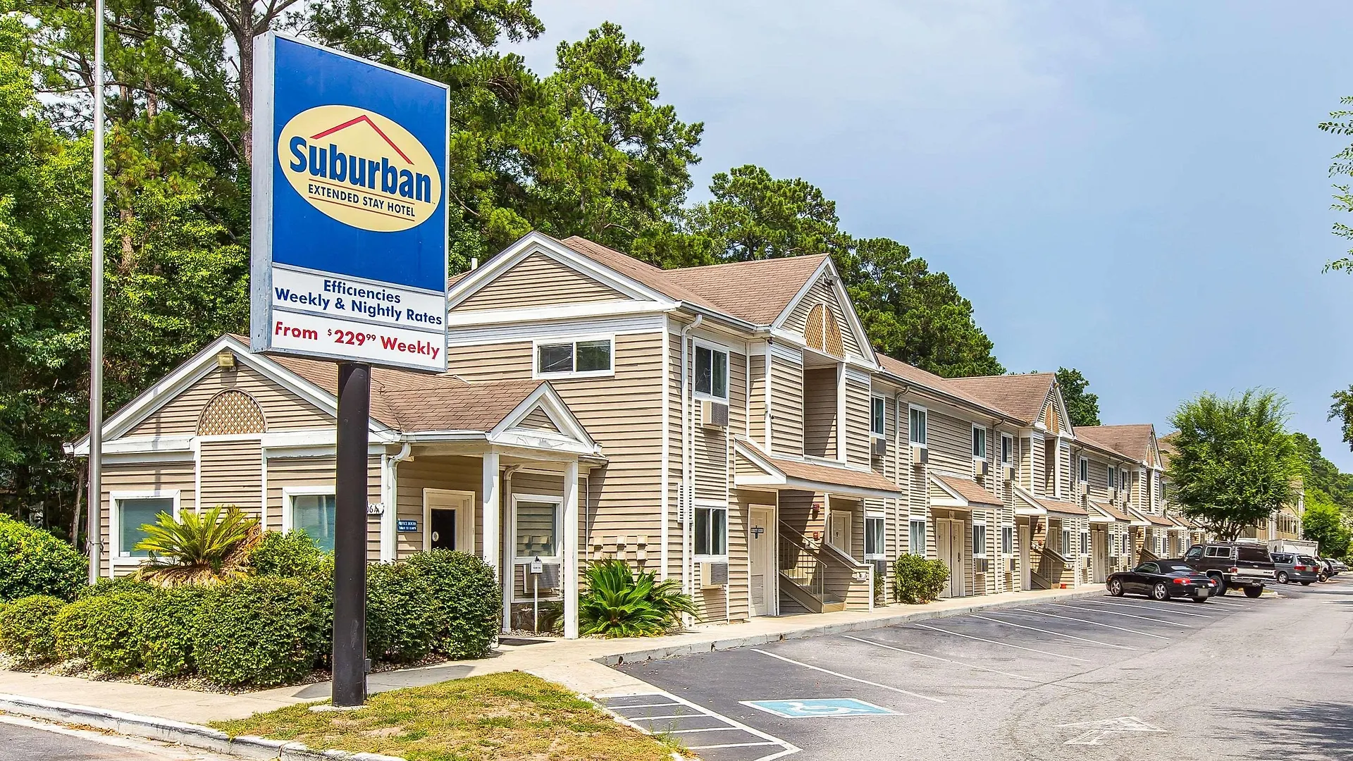Suburban Abercorn Savannah