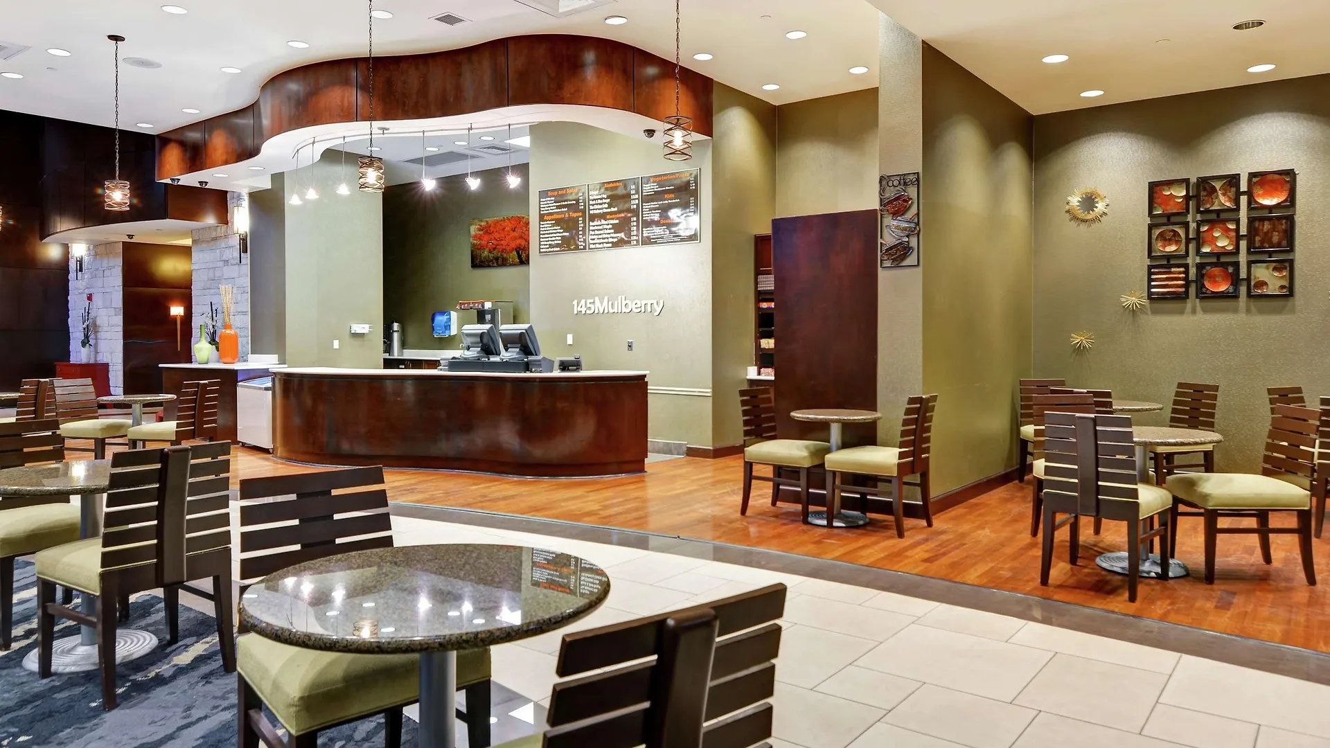 Embassy Airport Hotel 4*