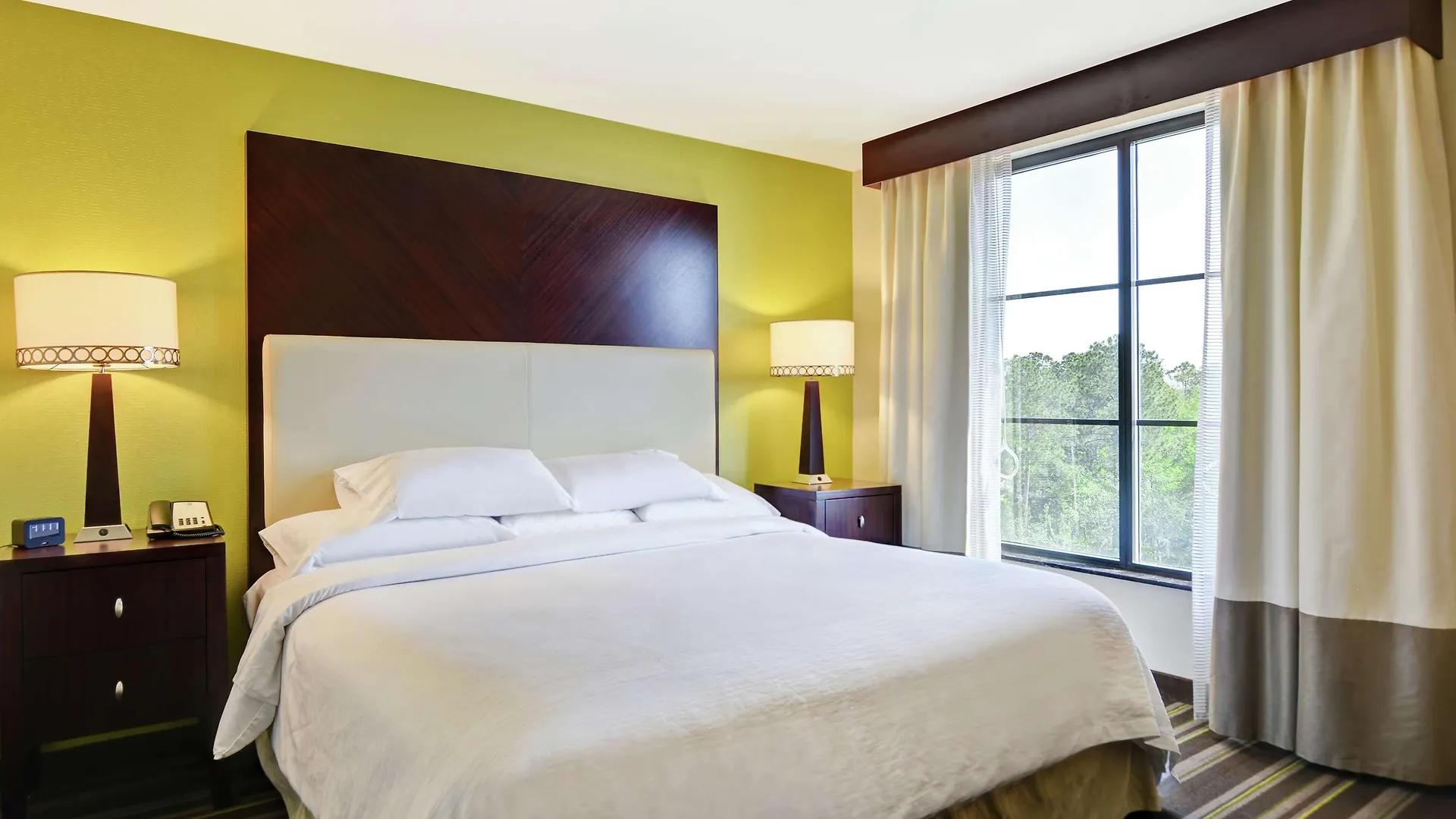 Embassy Airport 4* Savannah