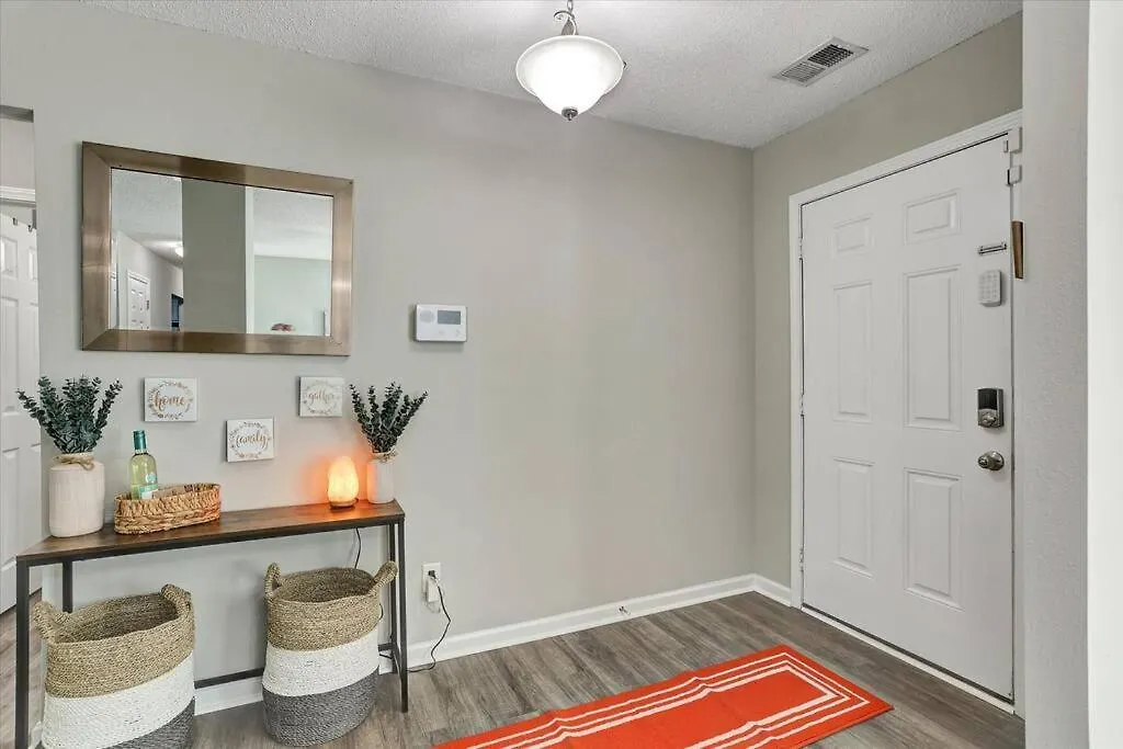 Feriehus Modern And Comfortable For Your Next Stay! Savannah
