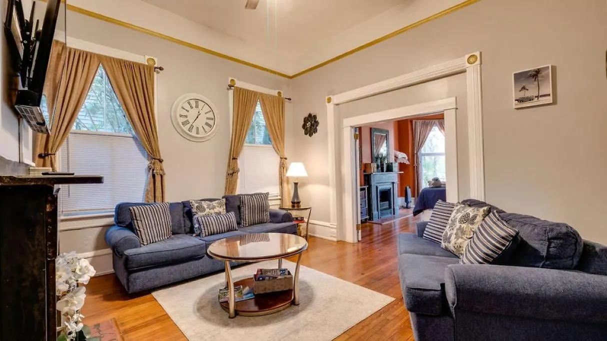 Apartment Elegant 2 Bed Directly On Forsyth Park
