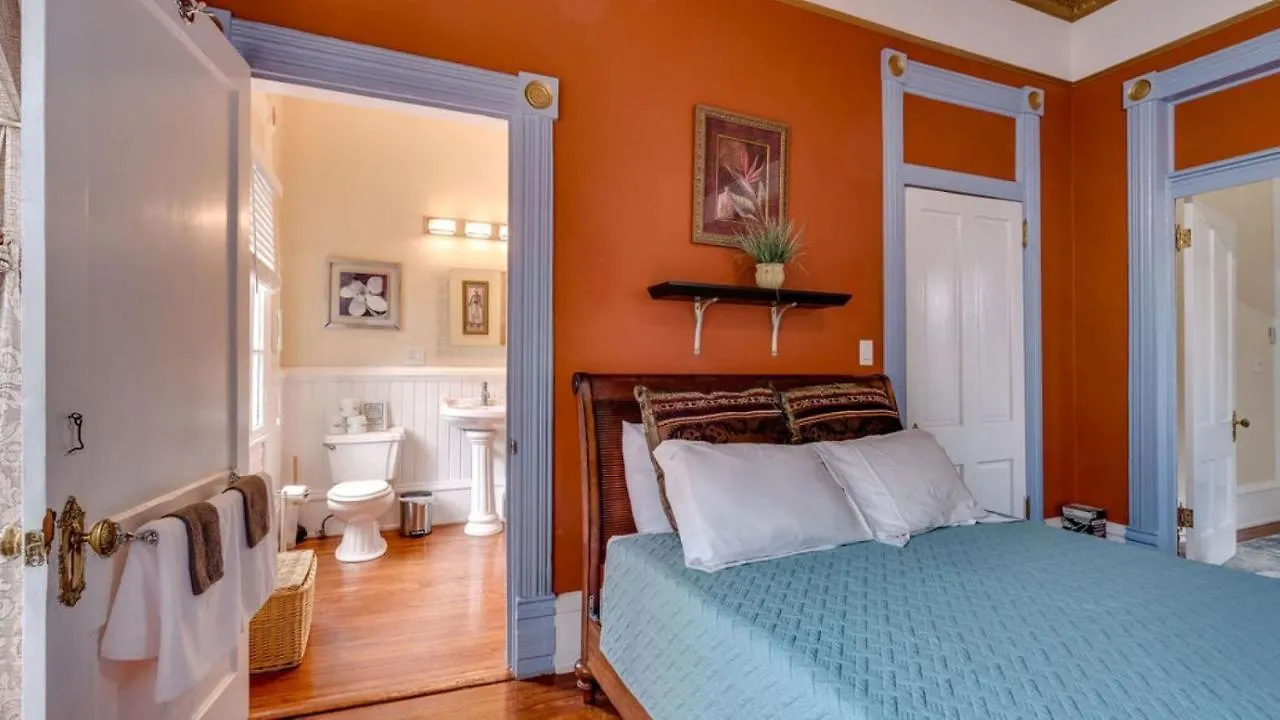 Forsyth Park 2 Bedroom Beauty 4* 서배너