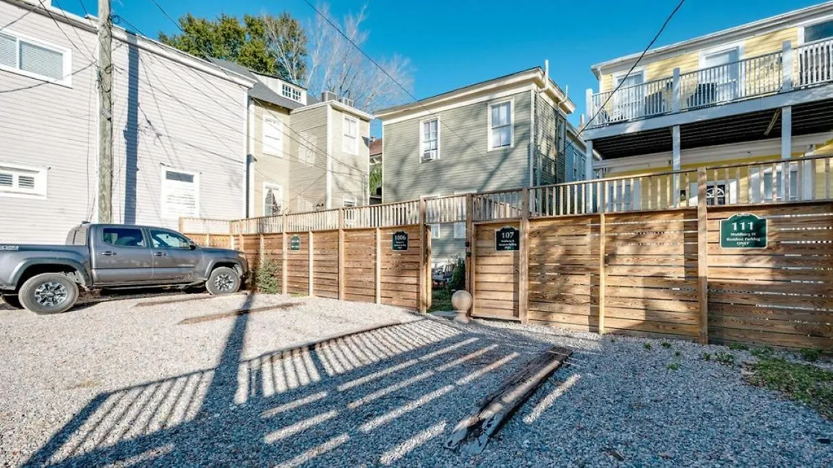 Bed & Breakfast Huge 5 Bed, 5 Bath In Historic Downtown *