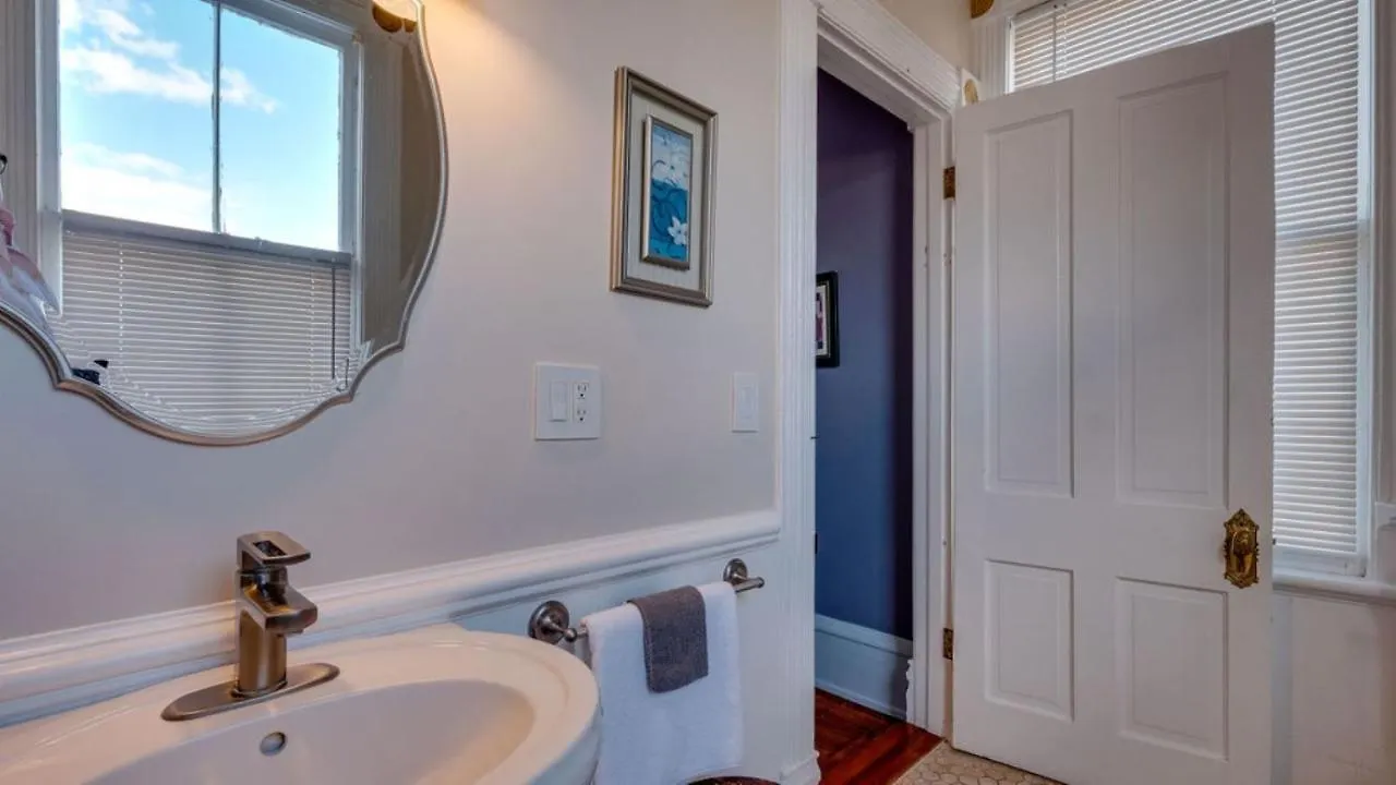 Forsyth Park 2 Bedroom Beauty 4*
