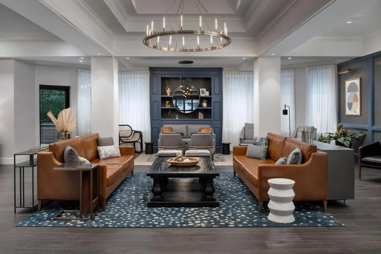 Courtyard By Marriott Downtown - Historic District 3*
