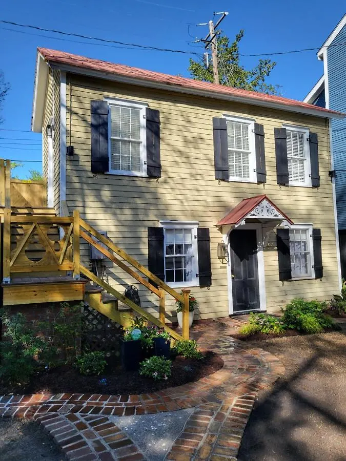 Thomas Weihs Haus Bed & Breakfast 4*