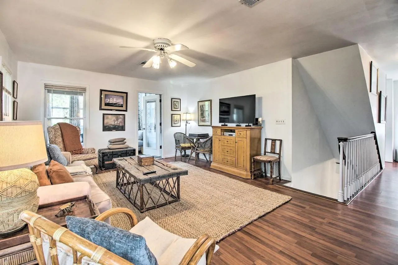 Family-friendly Vacation With Decks! * Savannah