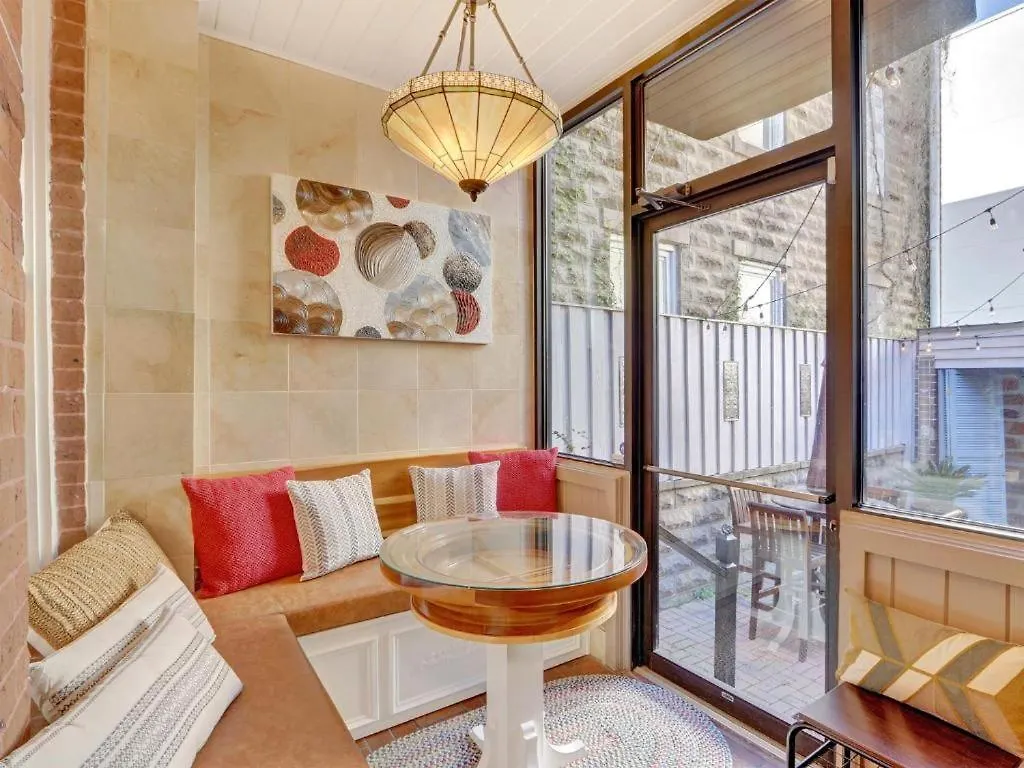 The Lyons House - Luxe Historical - Parking Included Σπίτι διακοπών Σαβάνα