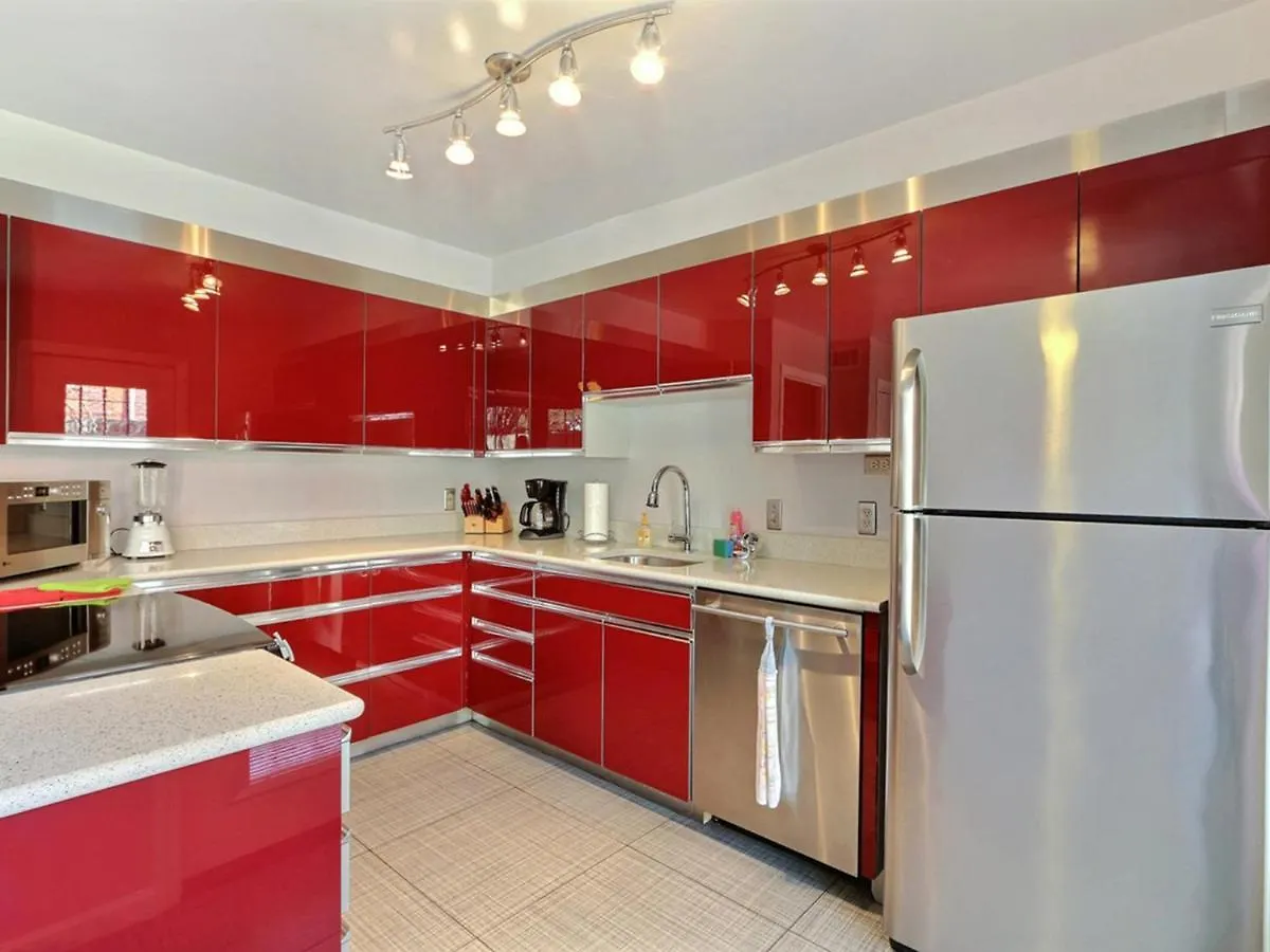 Pickett's Place Апартаменты *