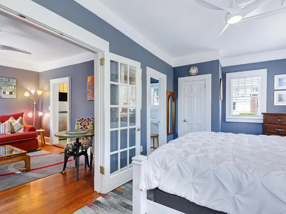 Drayton Place Carriage Unit 2 * Savannah
