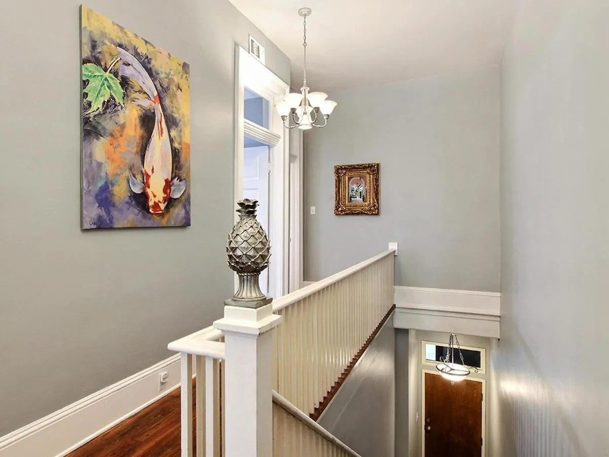 Southern Hall Upper Apartment