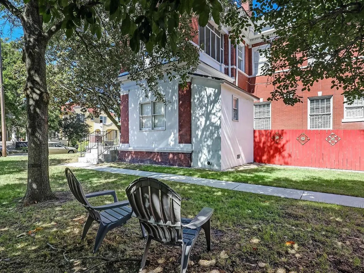 Drayton Place 4 Apartment Savannah