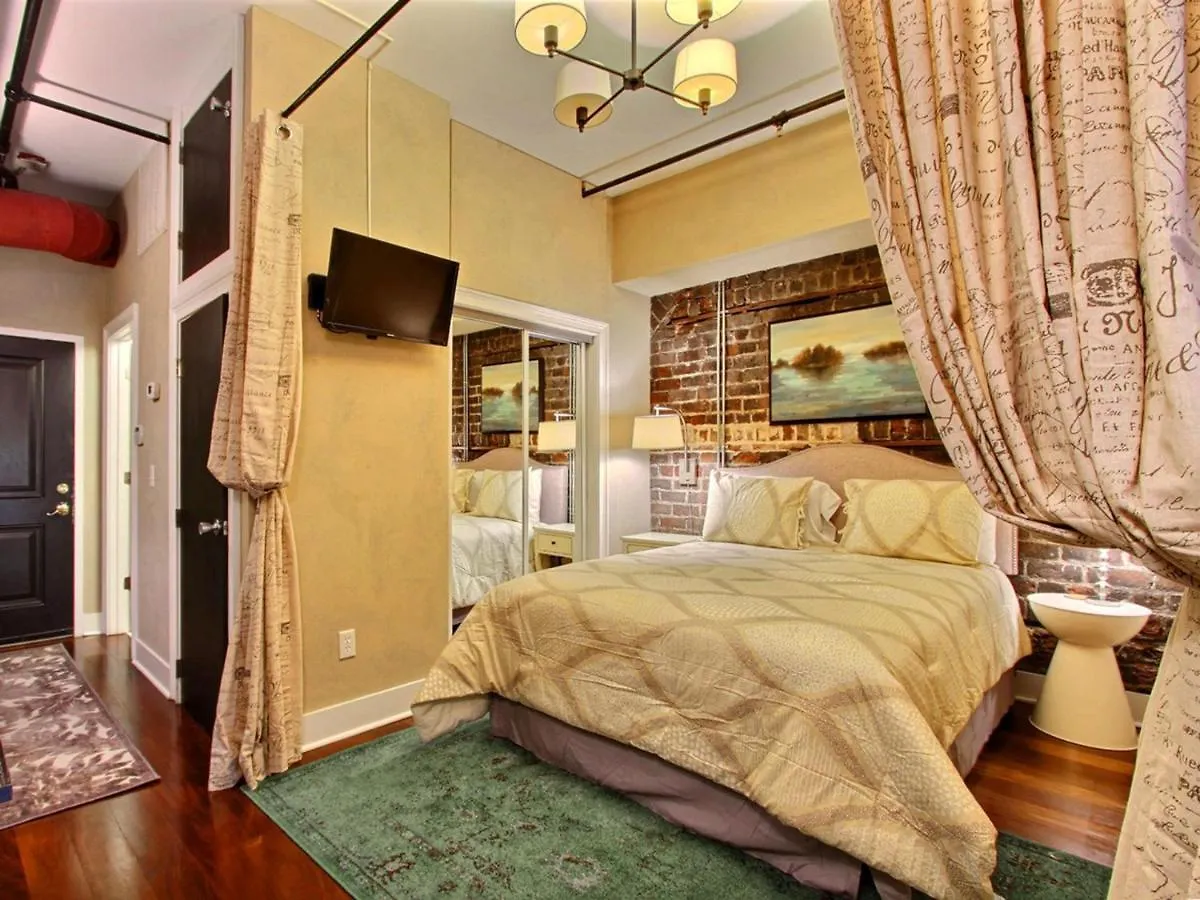Soho Savannah