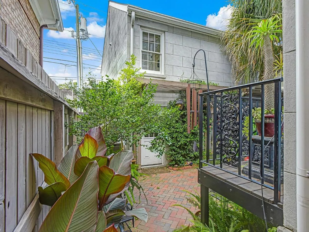 Perry Lane Carriage House 度假居