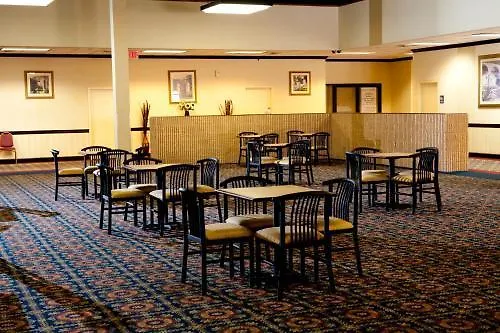 Cottonwood Savannah & Conference Center Hotel